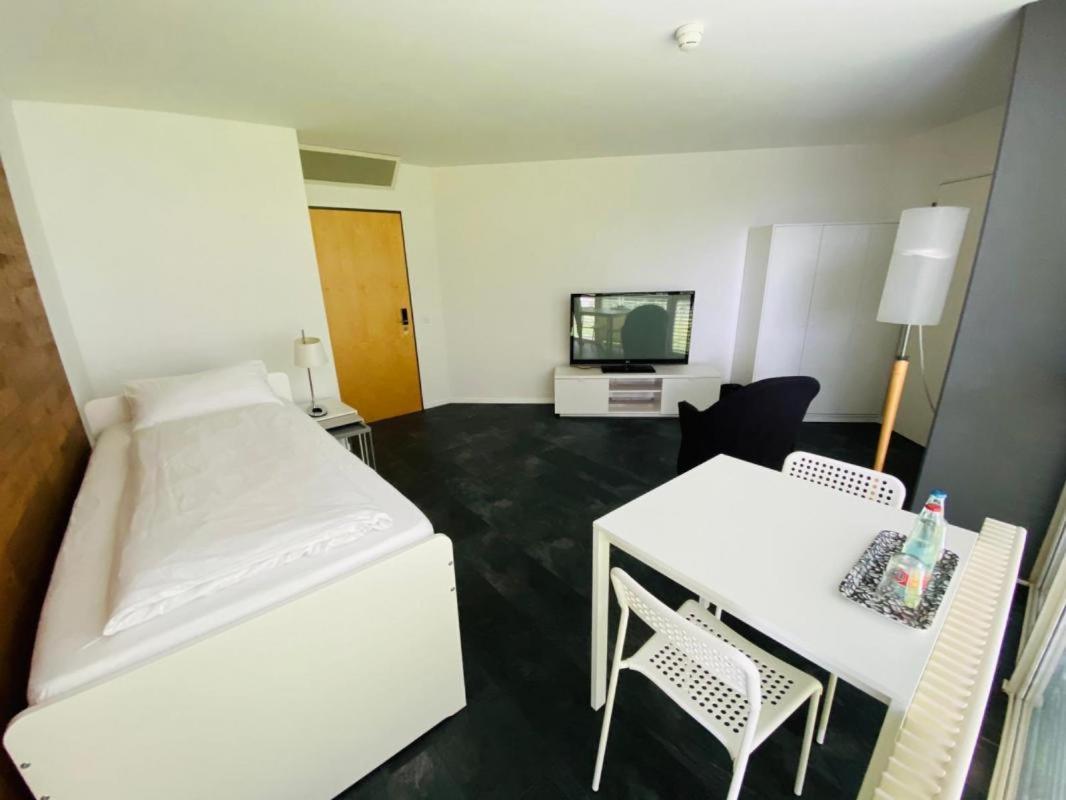 Work & Live Apartments 프라우엔펠트 외부 사진